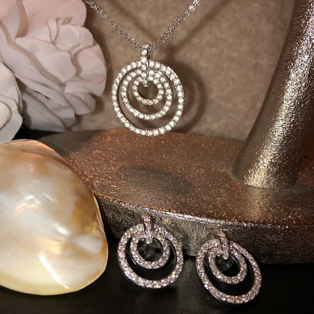VTG Nolan Miller Classic Infinity Set